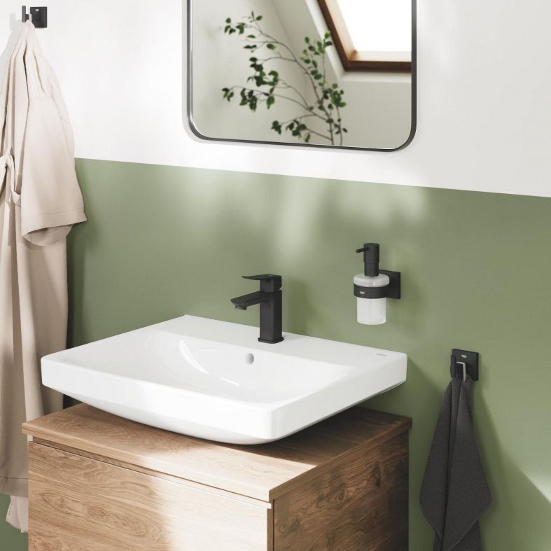 Змішувач для раковини Grohe Dice чорний матовий 1018572430