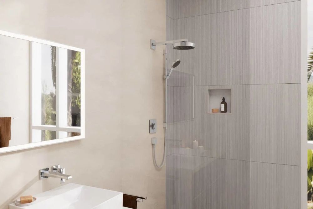 Змішувач прихованого монтажу Hansgrohe ShowerSelect Comfort E хром 15572000
