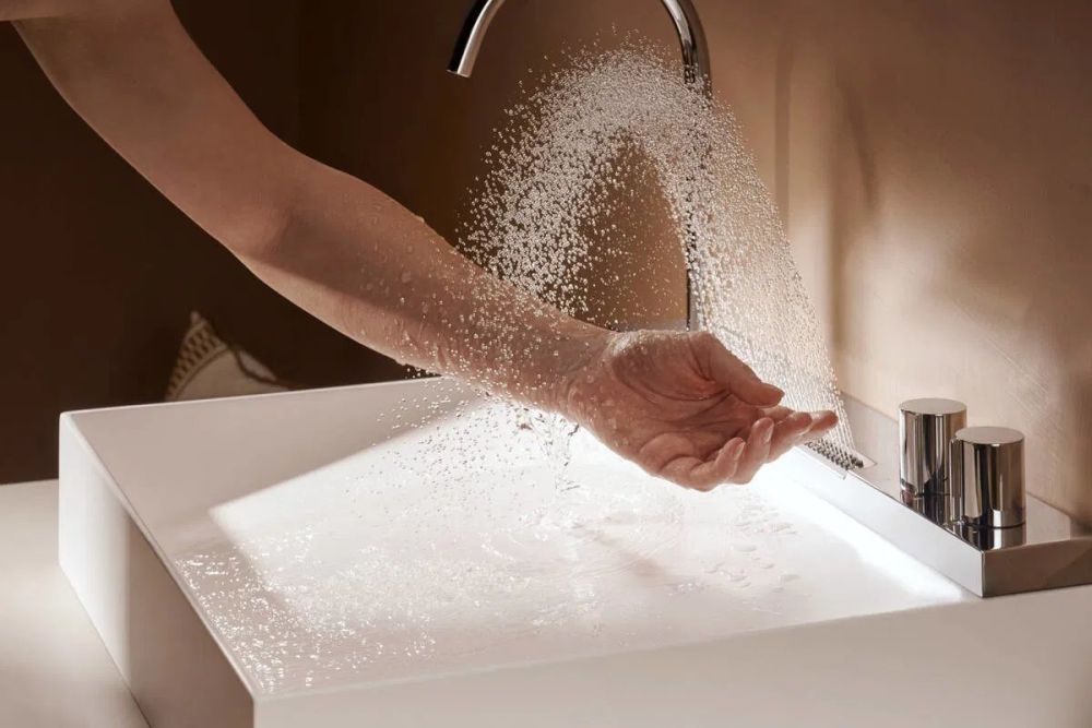Раковина підвісна Hansgrohe Avalegra 58 см білий матовий/хром 22472000