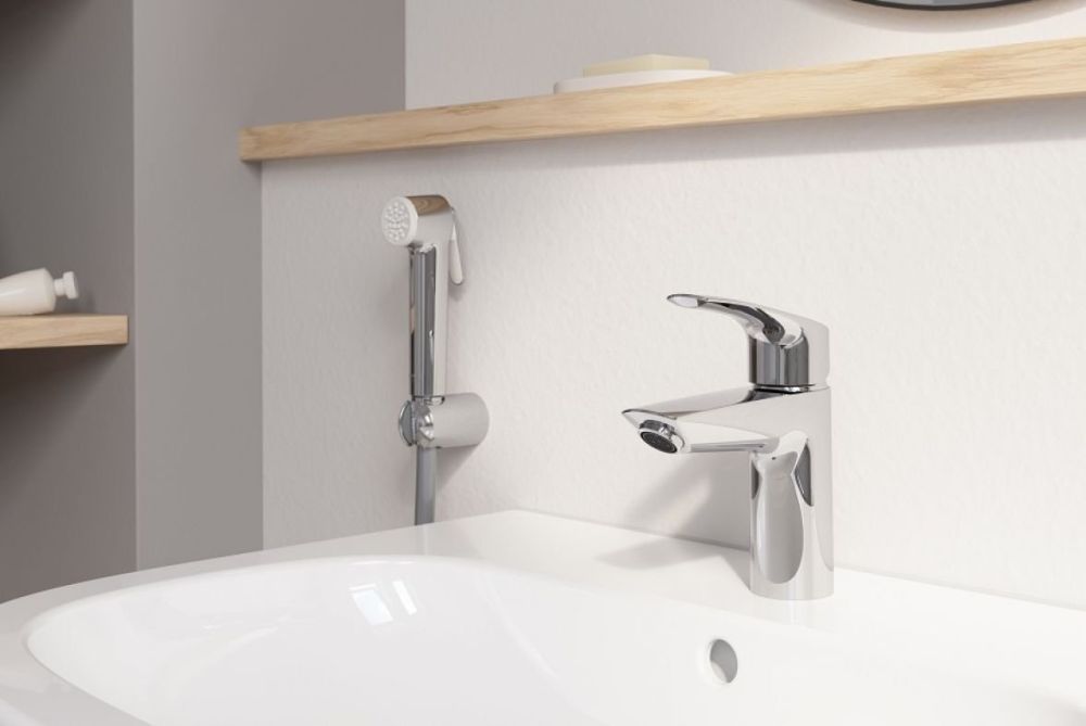 Змішувач для раковини Grohe Eurosmart New хром 23922003