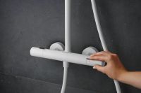 Душова система з термостатом Hansgrohe Pulsify S Puro білий матовий 24236700