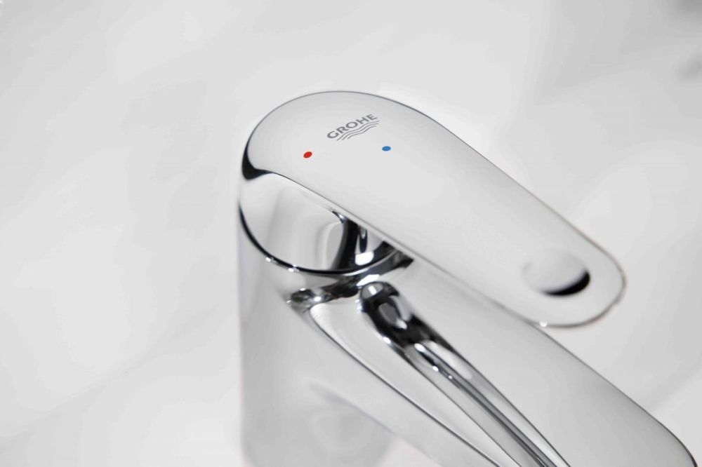 Змішувач для раковини Grohe Euroeco хром 24269001