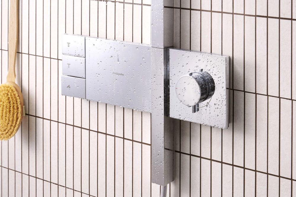 Душевая система с термостатом Hansgrohe Raindance Alive Q хром 24590000