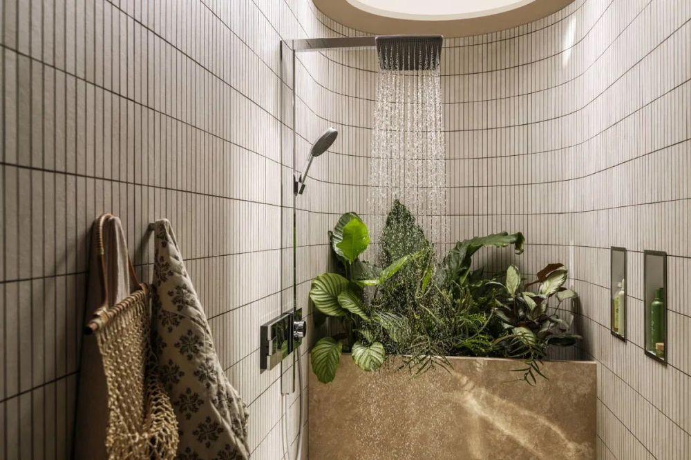 Душова система з термостатом Hansgrohe Raindance Alive Q хром 24591000