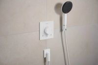 Душевой гарнитур Hansgrohe Raindance Alive S белый матовый 24611700