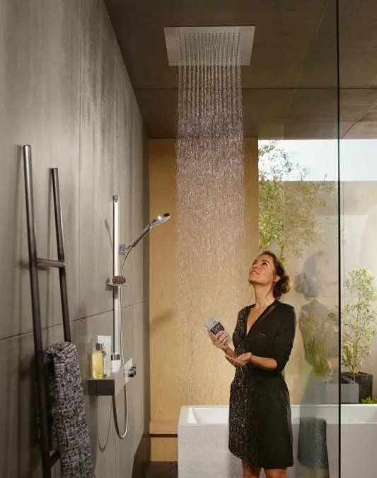 Верхний душ Hansgrohe Raindance E черный матовый хром 26252340