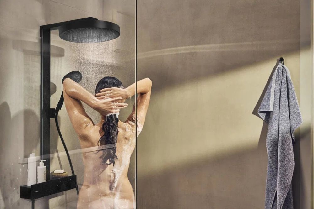 Душевая система с термостатом Hansgrohe Rainfinity черный матовый 26853670