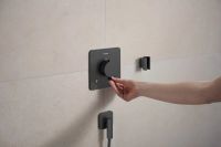 Тримач для ручного душу Hansgrohe Porter Fine чорний матовий хром 28885340