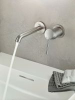 Змішувач для раковини Grohe Essence суперсталь 29192DC1