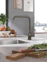 Змішувач для кухні Grohe Essence графіт темний матовий 30269AL0
