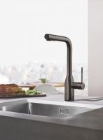 Змішувач для кухні Grohe Essence графіт темний 30270A00 з висувною лійкою