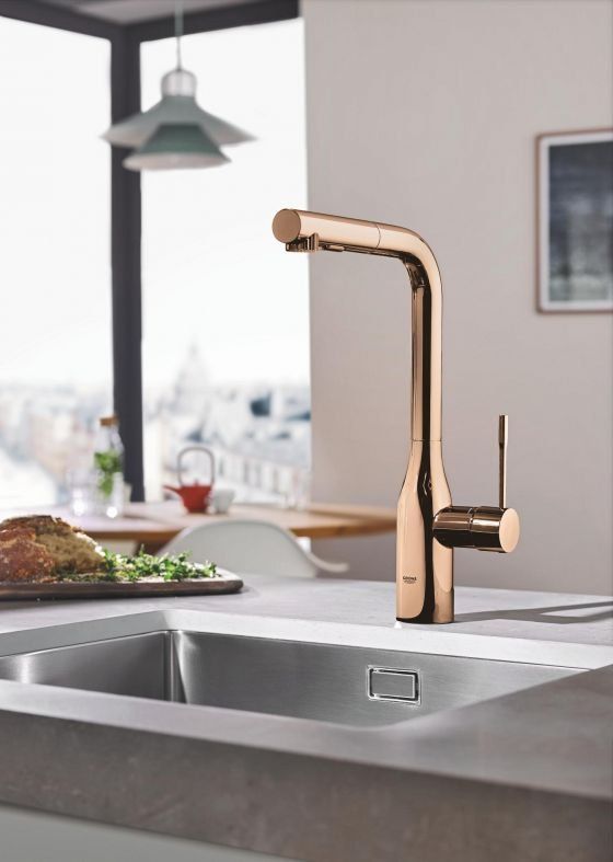 Змішувач для кухні Grohe Essence теплий захід сонця 30270DA0 з висувною лійкою