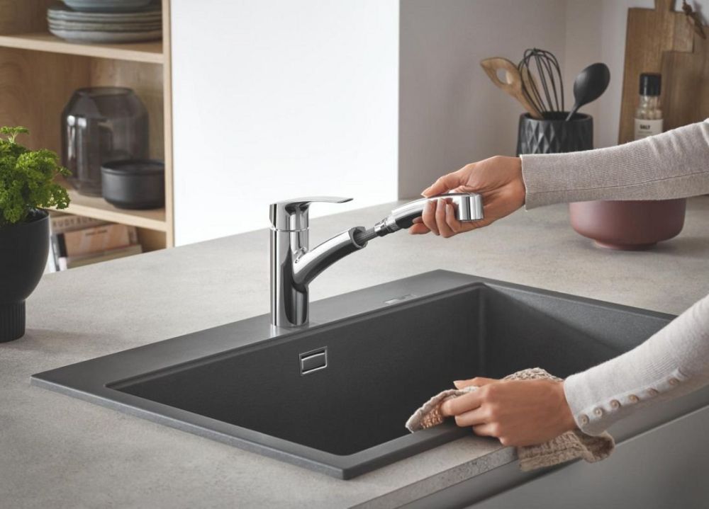 Змішувач для кухні Grohe Via хром 30406000 з висувною лійкою