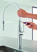 Змішувач для кухні Grohe Essence хром 30503000