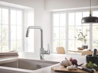 Змішувач для кухні Grohe Eurosmart New хром 30567000