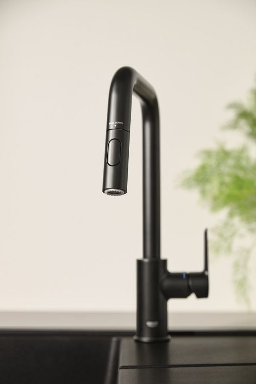 Змішувач для кухні Grohe Start чорний матовий 306312430 з висувною лійкою