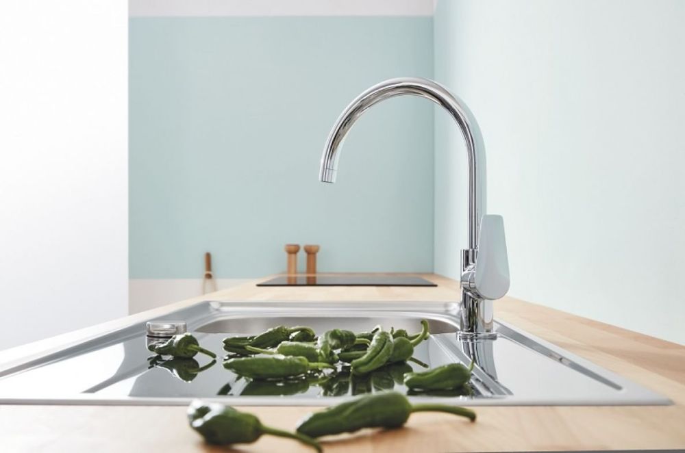Смеситель для кухни Grohe BauEdge New хром 31233001