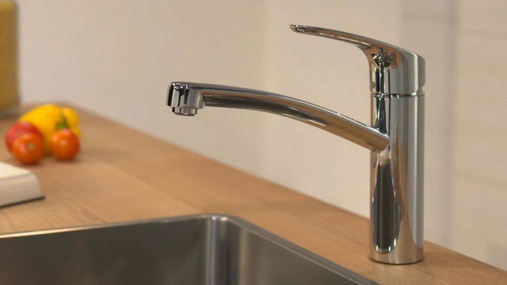 Змішувач для кухні Hansgrohe Focus M41 хром 31806000