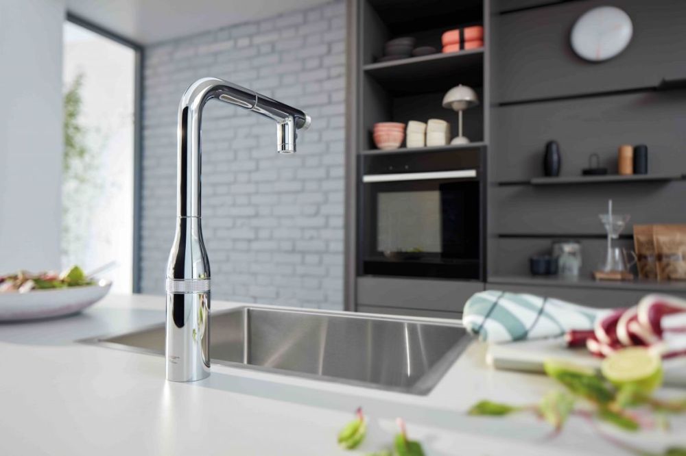 Змішувач для кухні Grohe Accent Smartcontrol хром 31894000 з висувною лійкою