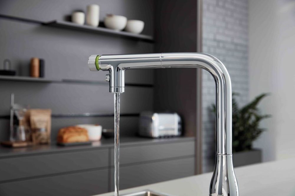 Змішувач для кухні Grohe Accent Smartcontrol хром 31894000 з висувною лійкою