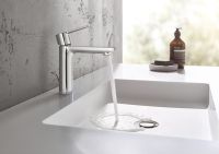 Змішувач для раковини Grohe Lineare хром 32114001