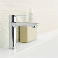 Змішувач для раковини Grohe Lineare хром 32114001