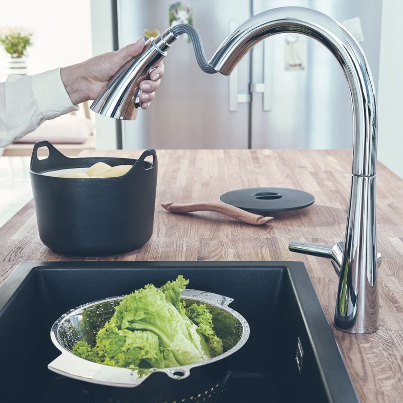 Змішувач для кухні Grohe Zedra хром 32294002 з висувною лійкою