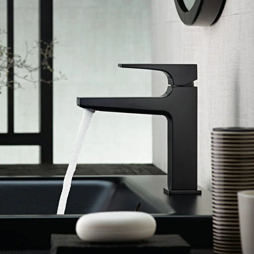Змішувач для раковини Hansgrohe Metropol чорний матовий 32507670