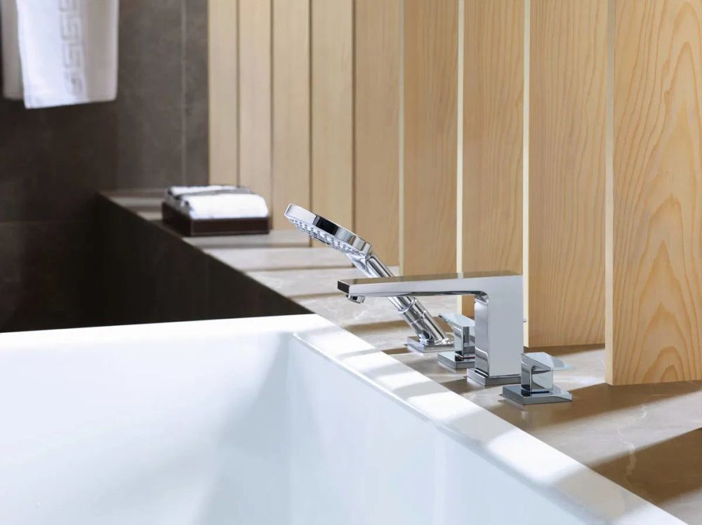 Смеситель на борт ванны Hansgrohe Metropol хром 32553000 с душевым гарнитуром