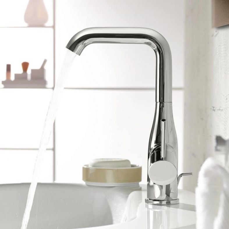 Змішувач для раковини Grohe Essence хром 32628001