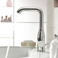 Змішувач для раковини Grohe Essence хром 32628001