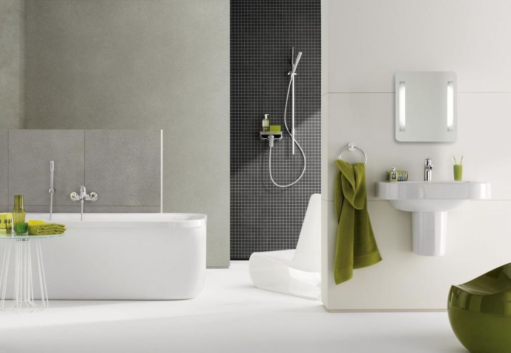 Змішувач для ванни Grohe Eurosmart Cosmopolitan хром 32832000 з душовим гарнітуром