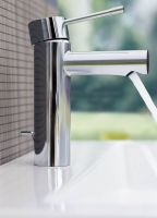 Змішувач для раковини Grohe Essence хром 32898001