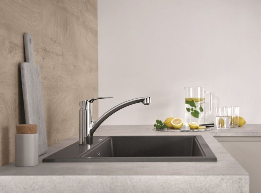 Змішувач для кухні Grohe Eurosmart New хром 33281003