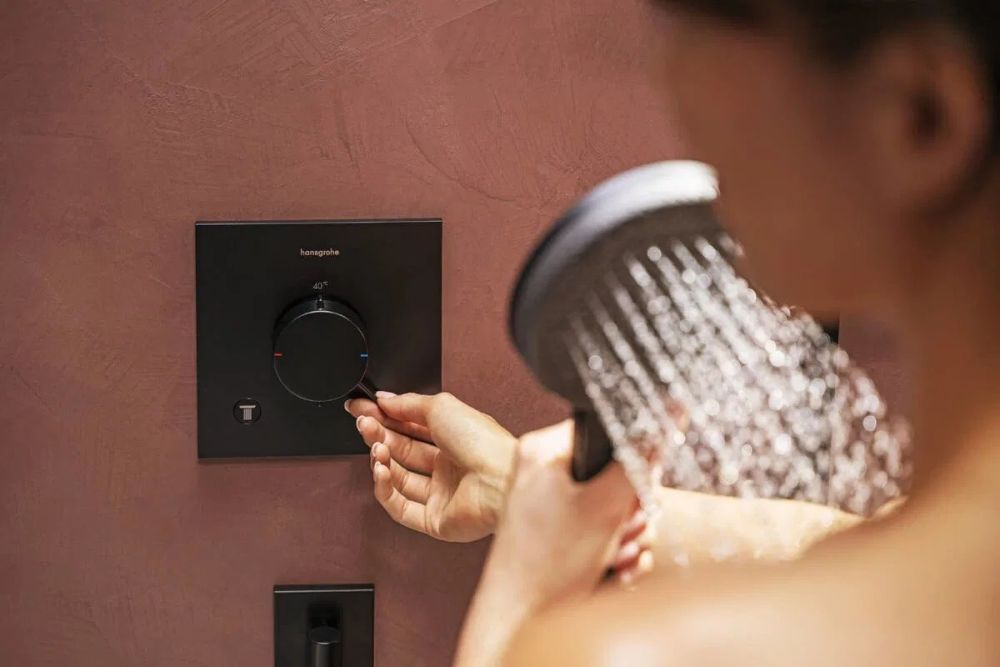 Змішувач прихованого монтажу Hansgrohe Ecostat Comfort E чорний матовий 33711670