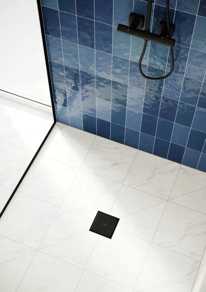 Трап для душу Hansgrohe RainDrain Point чорний матовий 56247670 з решіткою