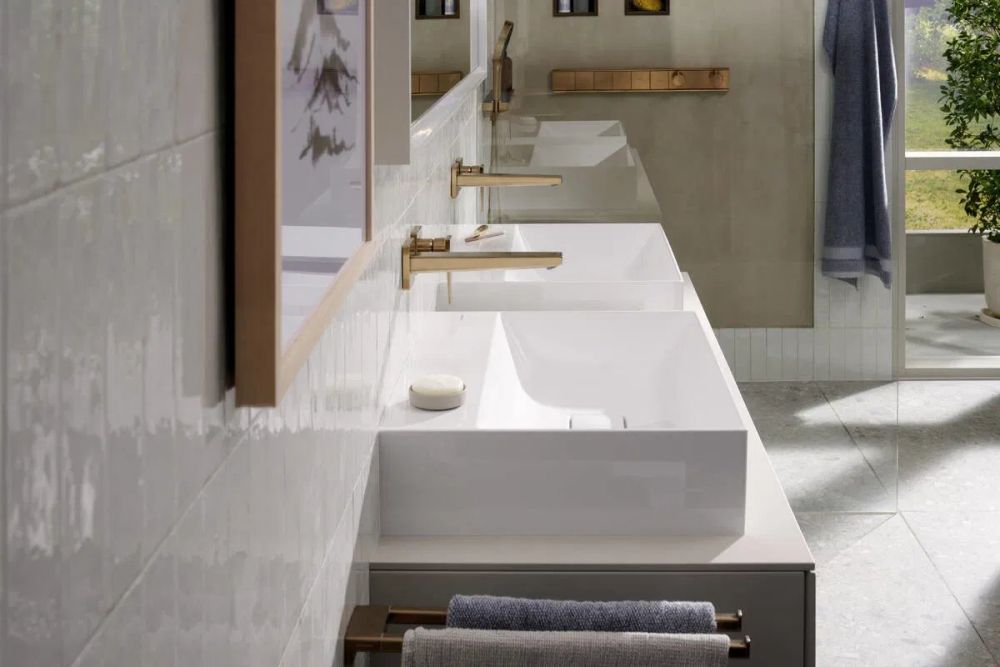 Раковина подвесная Hansgrohe Xevolos E 60 см белый глянцевый 61095450