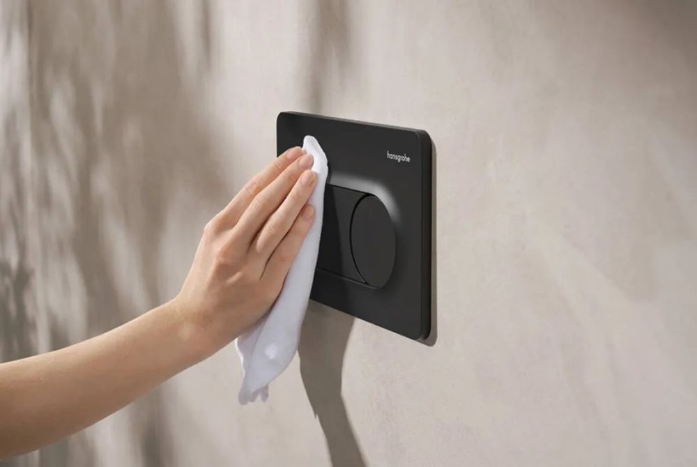 Клавіша змиву Hansgrohe iFrame Original S чорний матовий 66002670