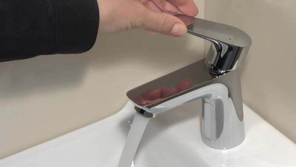 Змішувач для раковини Hansgrohe Talis E хром 71701000