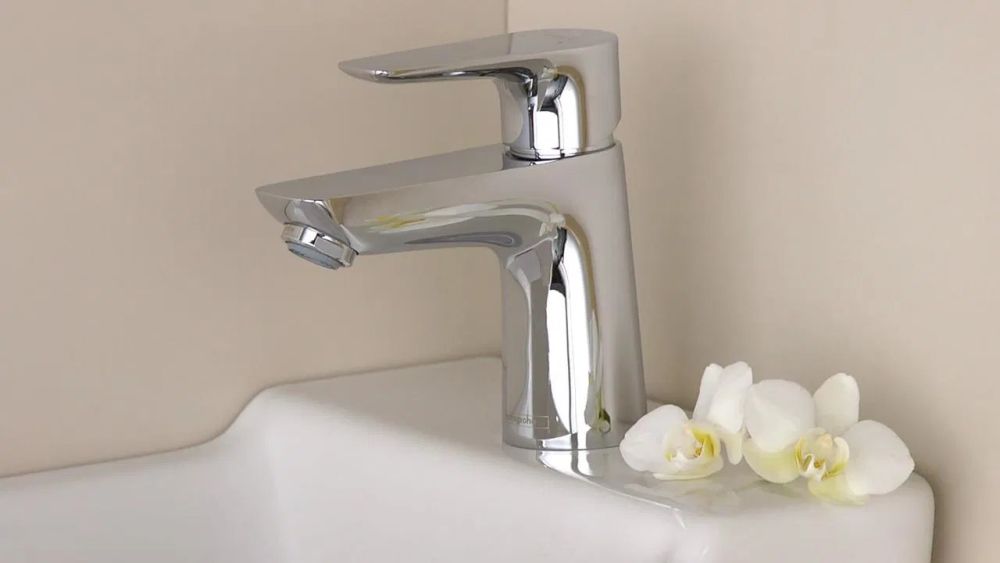 Змішувач для раковини Hansgrohe Talis E хром 71701000
