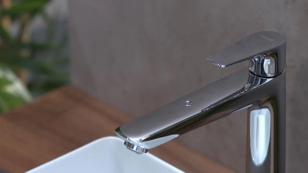 Смеситель для раковины Hansgrohe Talis E золото 71716990