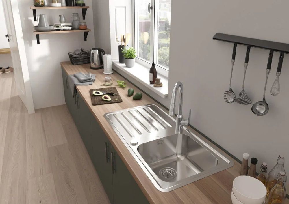 Змішувач для кухні Hansgrohe Focus M42 хром 71820000 з висувною лійкою