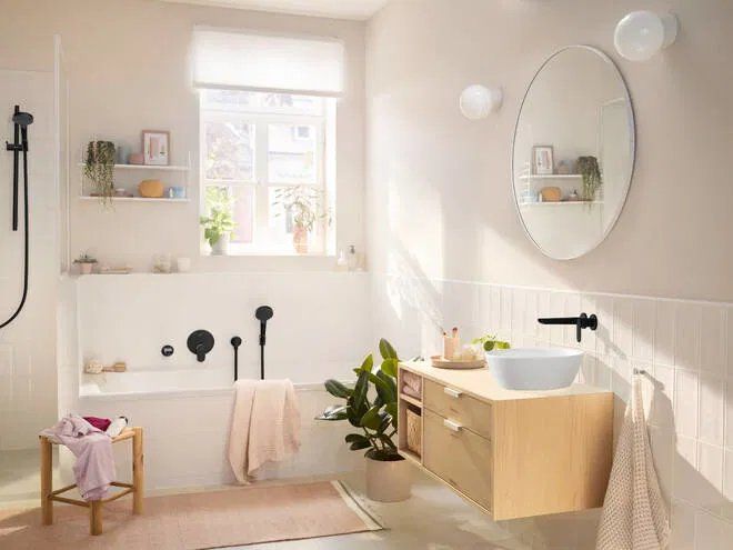 Змішувач для раковини Hansgrohe Rebris S чорний матовий 72528670