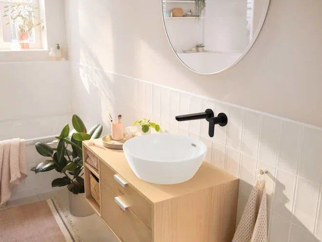 Змішувач для раковини Hansgrohe Rebris S чорний матовий 72528670