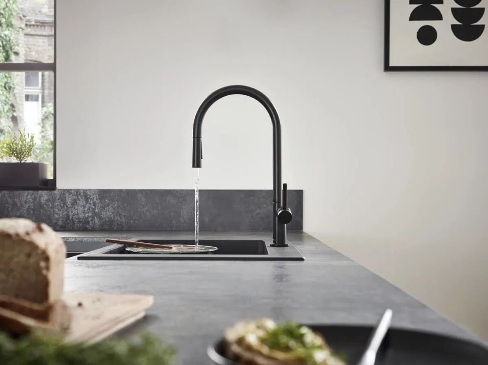 Змішувач для кухні Hansgrohe Talis M54 сталь 72801800 з висувною лійкою