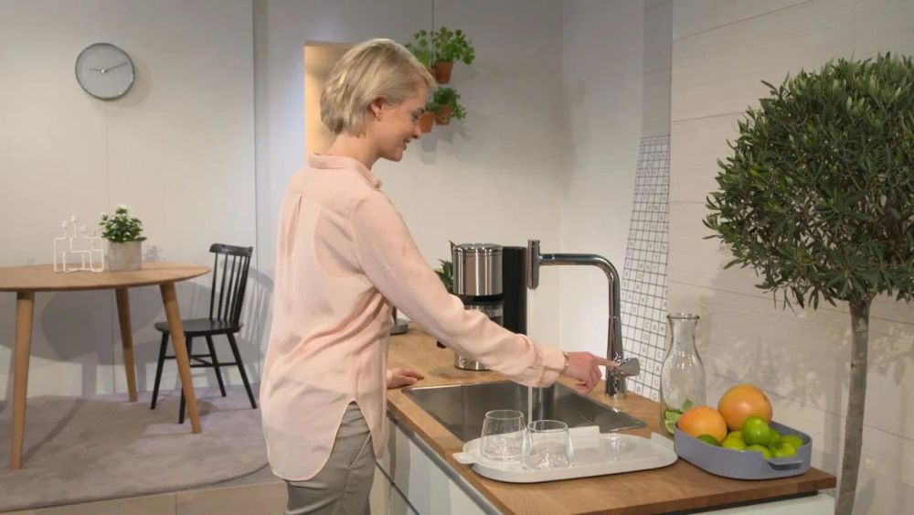 Змішувач для кухні Hansgrohe Talis Select сталь 72821800 з висувною лійкою
