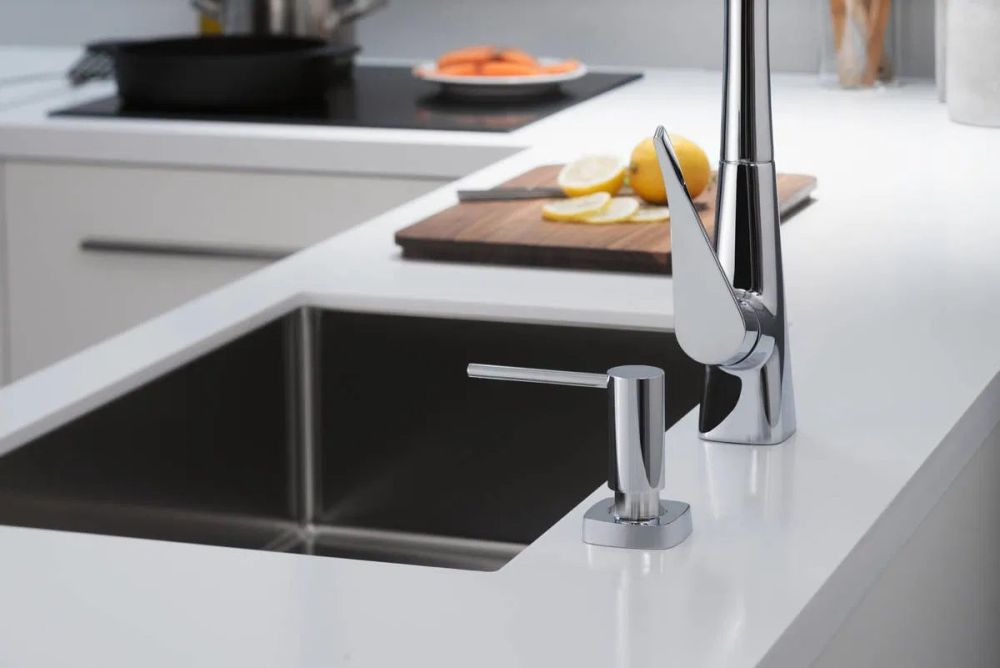 Змішувач для кухні Hansgrohe Metris M71 хром 73801000 з висувною лійкою