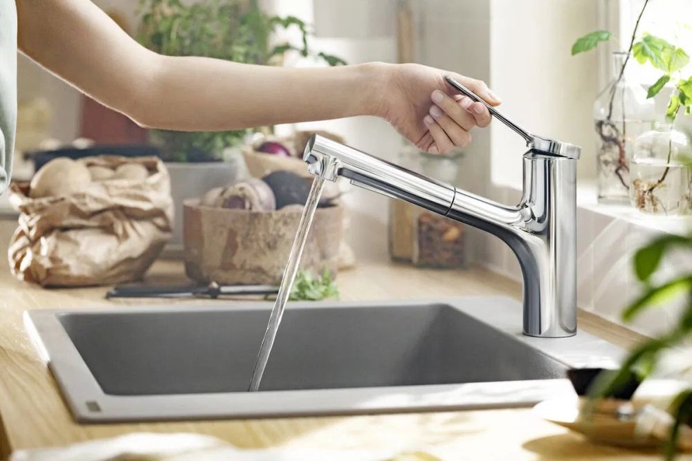 Змішувач для кухні Hansgrohe Zesis M33 хром 74820000 з висувною лійкою