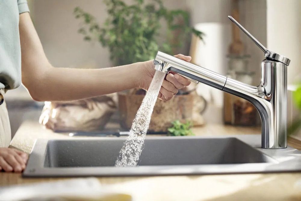 Змішувач для кухні Hansgrohe Zesis M33 хром 74821000 з висувною лійкою