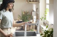 Змішувач для кухні Hansgrohe Zesis M33 хром 74822000 з висувною лійкою